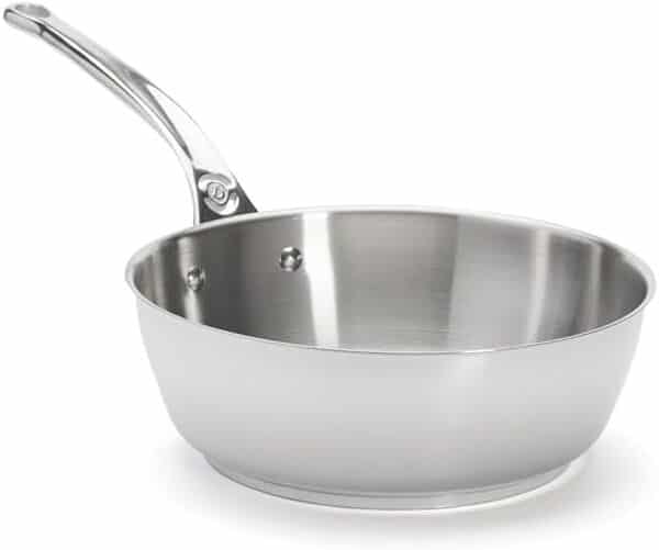 De Buyer - Sauteuse bombée en inox MILADY - 24 cm - Fabriquée en France, Sans PFAS, Inox 18/10 Performant et Résistant, Fond Sandwich, Tous Feux + Four, Finition Poli Brillant